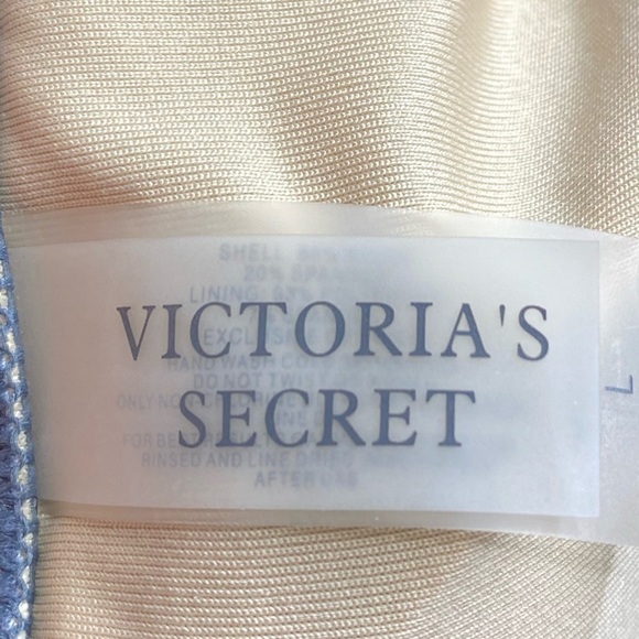 Victoria’s Secret Two Piece Heart Bikini - Picture 7 of 10